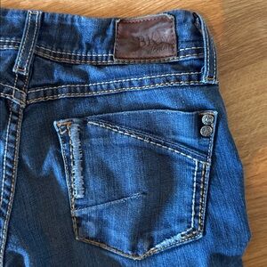 BKE Stella Straight Jeans Size 24W Distressed Low Rise Cowgirl